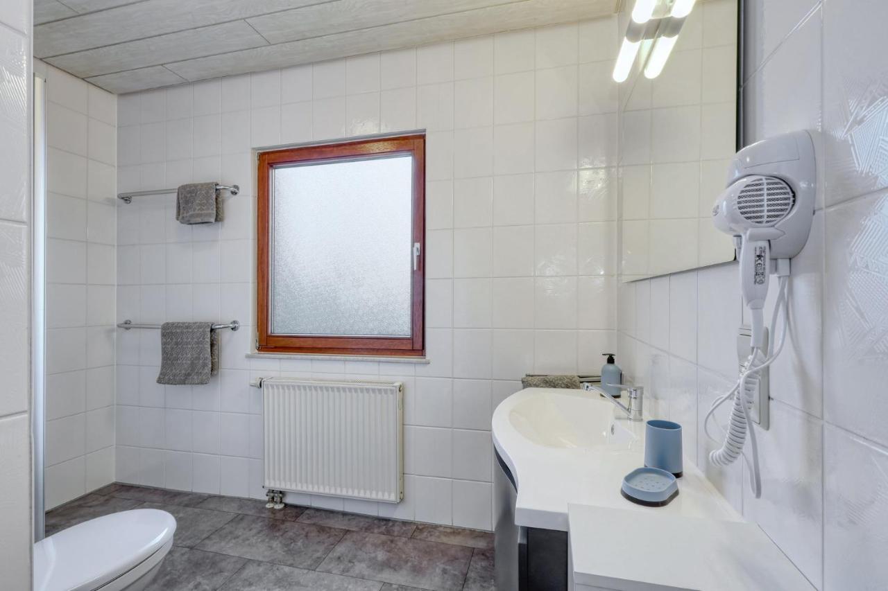 Seepark Kirchheim Ferienhaus Bei Anne Mit Sauna Extérieur photo